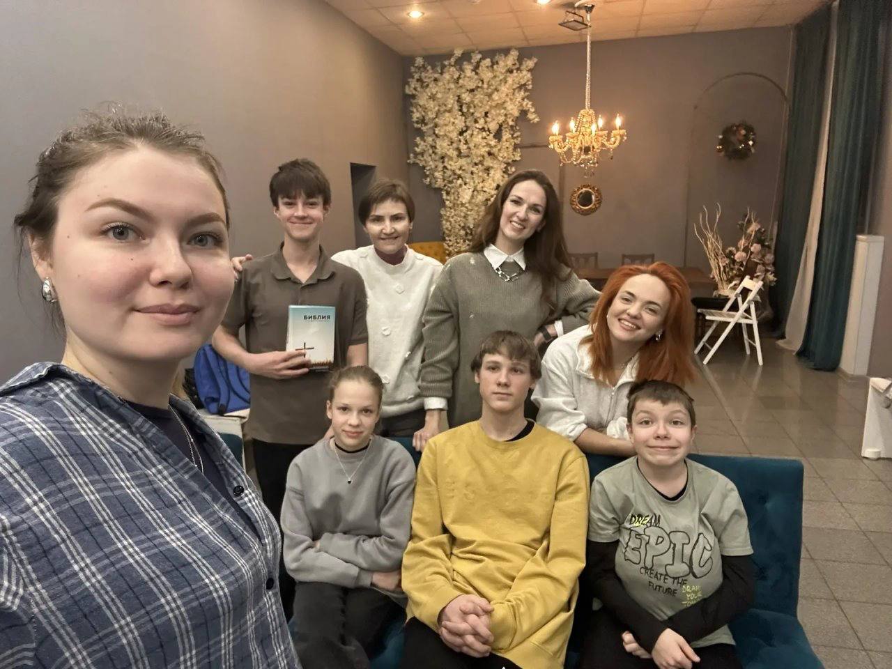 Младшие подростки (13-15 лет)